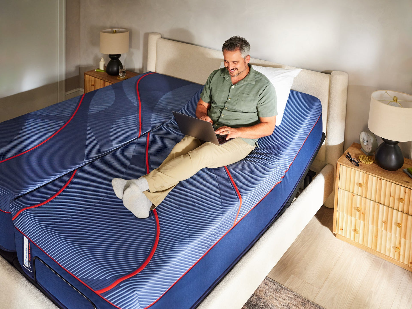 All New! Sealy Posturepedic® Elite Hybrid High Point II 14" Soft Mattress