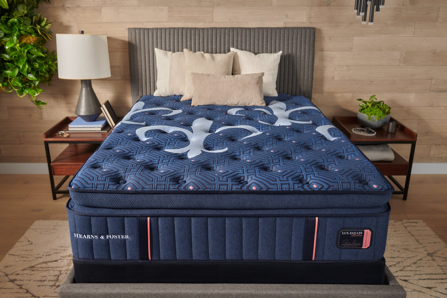 Stearns & Foster Lux Estate® 16" Medium Euro Top Mattress