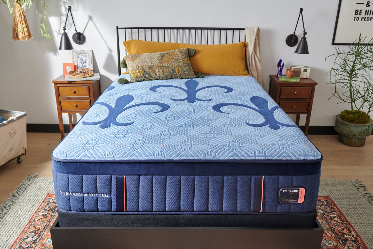 Stearns & Foster Lux Hybrid 14.5" Medium Mattress
