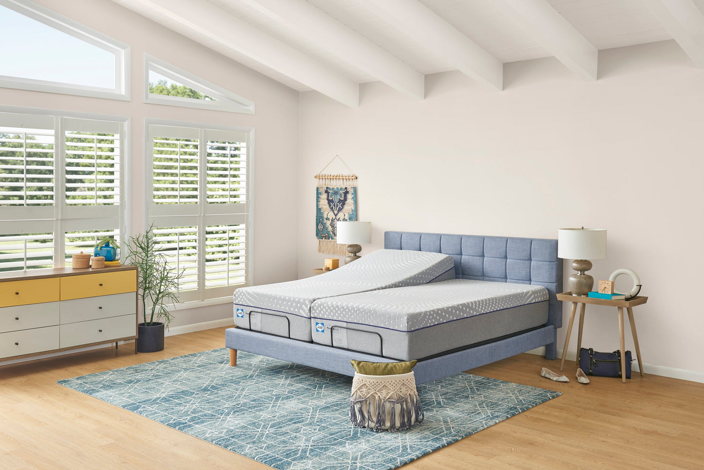Sealy Posturepedic Silver Pine 15" Medium Euro Top Mattress