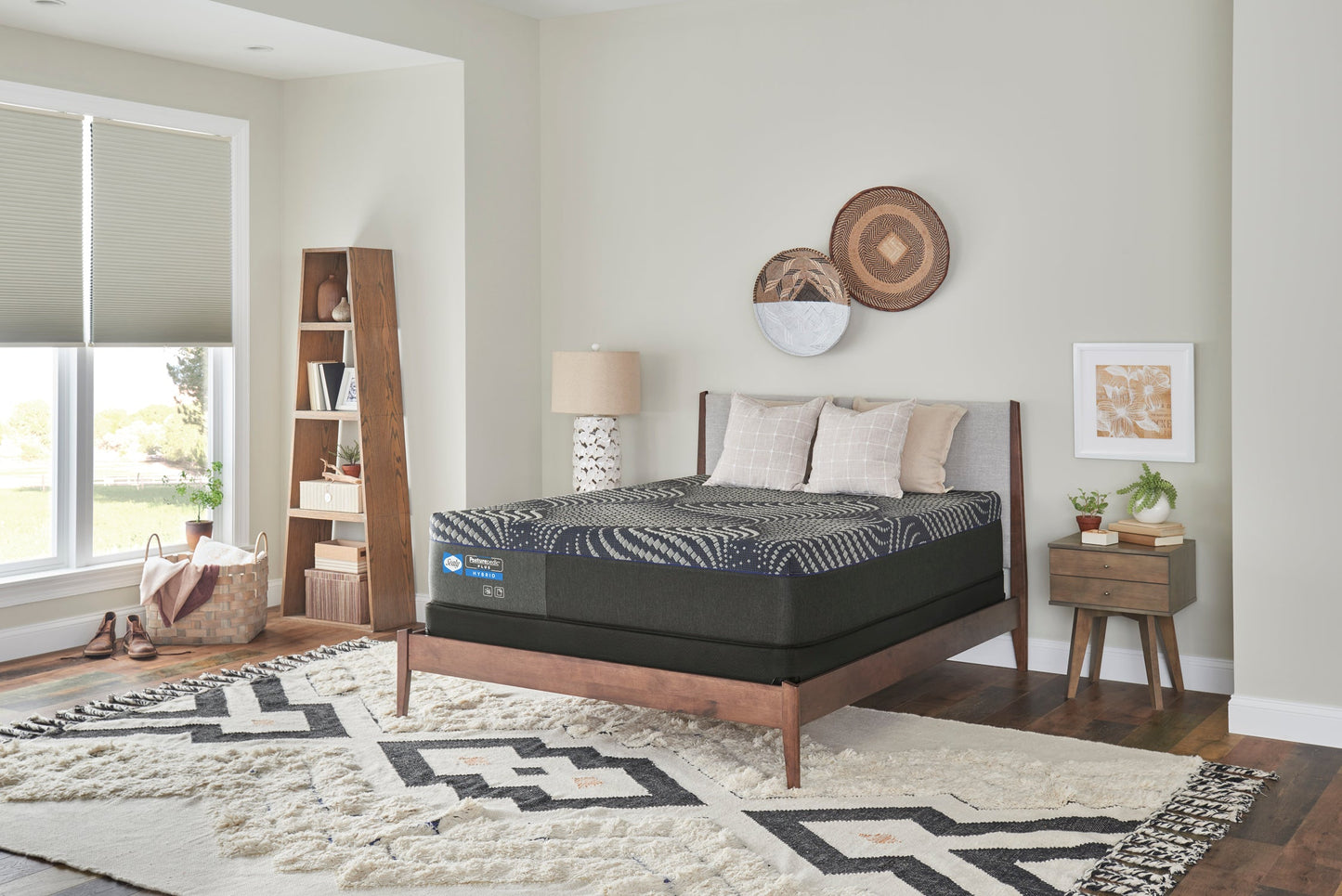Sealy Posturepedic® Plus Hybrid Albany Medium Mattress
